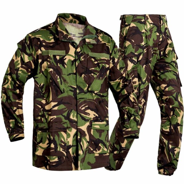 Tactical Hunting Camouflage Uniform Tactical Hunting Camouflage Uniform